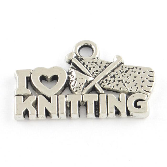 6 Charm "I love knitting"