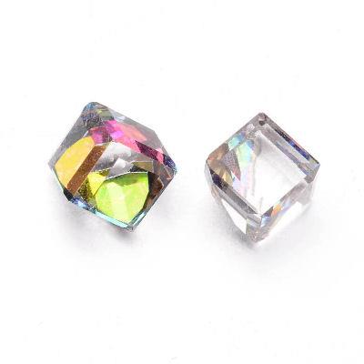 2 Strass in mezzo cristallo forma cubo 8mm - colore: CRISTALLO