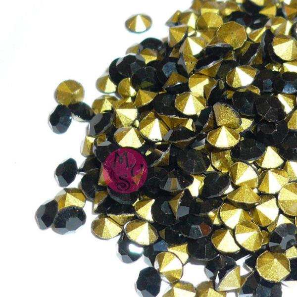 Strass in vetro forma diamante 4mm - colore: NERO