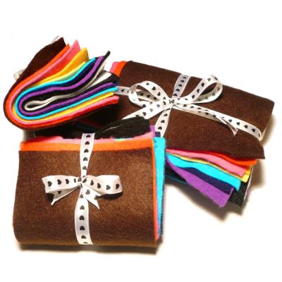 Lotto pannolenci 10 fogli colori misti 20x15cm